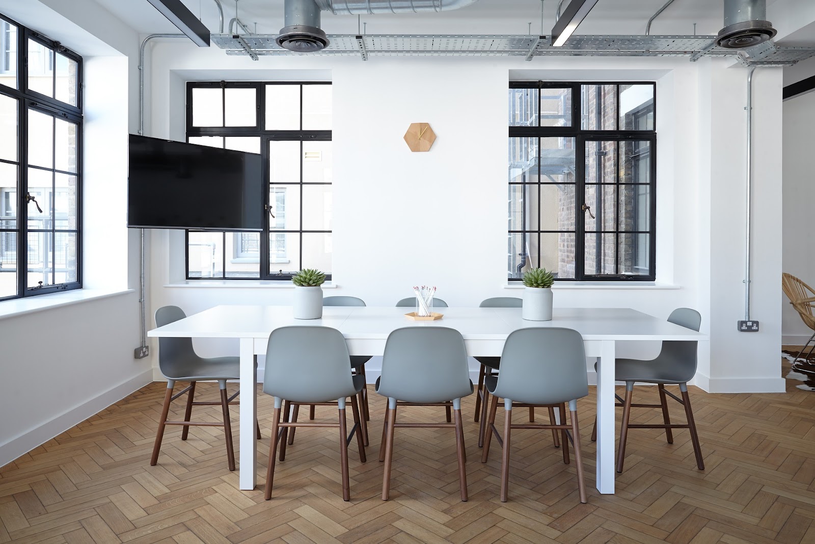 The Benefits of a Clean Home or Office